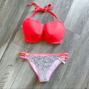 Victoria’s Secret 34DDD Bikini